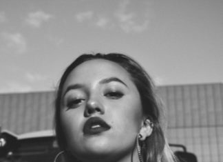Fashion Editorial : uglysex:Lilia in Downtown Mpls