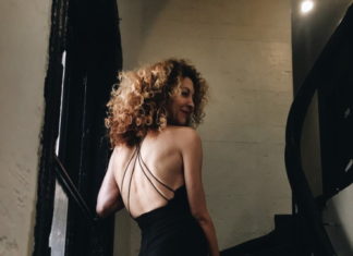 Fashion : fashiondailymag:
good hair day. (me) by bulent doruk. thanks…