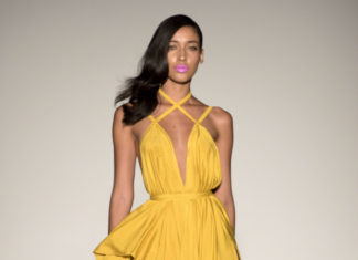 Fashion : fashiondailymag:
this stunning lemon flavor via MICHAEL…