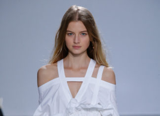 Fashion : fashiondailymag:
WHITE is fresh