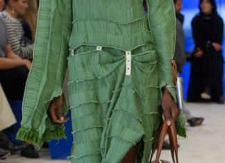 Fashion : Loewe SS17Posted by x