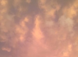Fashion : The beautiful pastel tones coming through the stormy clouds…
