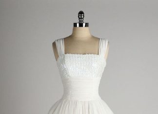 Short Wedding Dresses : 1950's White Chiffon Dress…