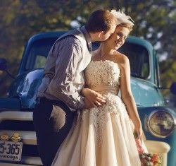 Short Wedding Dresses : Blush Bridal, really pretty dress. Vintage, comfortable and very bridal….