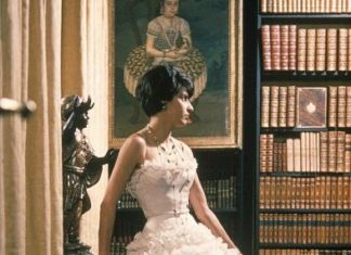 Short Wedding Dresses : Chanel, 1960…