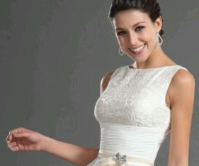 Short Wedding Dresses : Chiffon and Lace Knee Length Wedding Dress Size 12