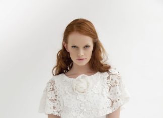 Short Wedding Dresses : If classy-strapless wedding dress with mermaid train isn’t really your thing, fe…