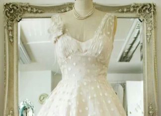 Short Wedding Dresses : Not sure where to get one, but it's too cute!…