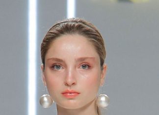 Short Wedding Dresses : Rosa Clará Collection Spring 2017 Bridal…