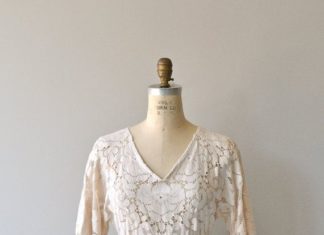 Short Wedding Dresses : This dress! Mainly for wedding things but I would love to dye this into like a g…