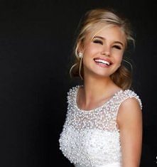 Short Wedding Dresses : ♥ Top short wedding dress. Beaded with lace. Lovely Short Dress~…