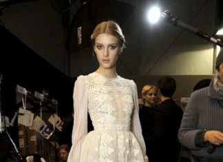 Short Wedding Dresses : valentino details- want want want…