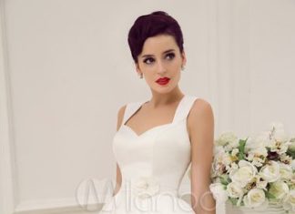 Short Wedding Dresses : Vestido de noiva marfim até o joelho em tule e cetim com decote nas costas – Mi…