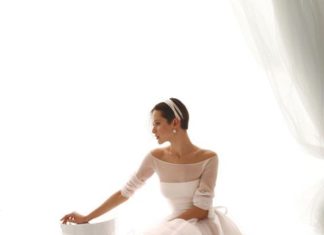 Short Wedding Dresses : #wedding / #oje / #olivejuiceevents…