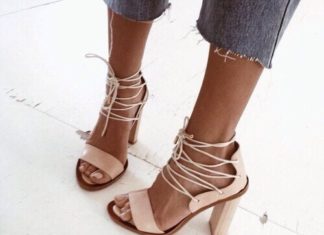 Street Style : streetstyleplatform:
Heel Sandals