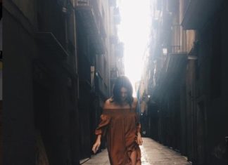 Street Style : streetstyleplatform:Off Shoulder Dress