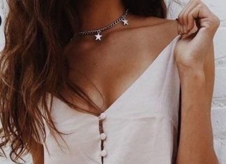 Street Style : streetstyleplatform:
White Buttons Cami Top