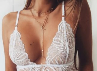 Street Style : White Lace Bralet + Girlpower4 for 15% off