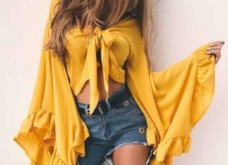 Street Style : Yellow Ruffle Blouse