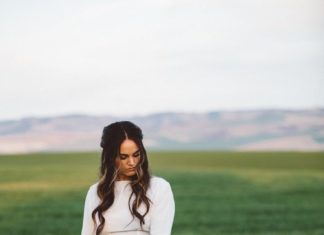 Trendy Wedding Dresses : Romantic Prairie Inspiration Shoot | J.M.Hunter Photography | Bridal Musings Wed…