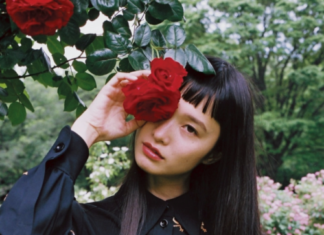 Fashion Editorial : girlsingreenfields:
萬波ユカ in
Chloé. Yuka Mannami photographed…