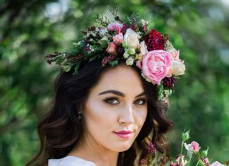 Wedding Hair With Flowers & jewels : Bride Wearing AMAZING Coordinating Floral Crown & Bouquet | This is Life Ph…