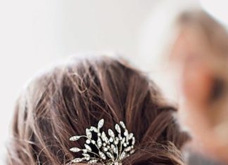 Wedding Hair With Flowers & jewels : Sparkly Wedding Hair Comb: Tuck one into your 'do and—voila!—instant upg…