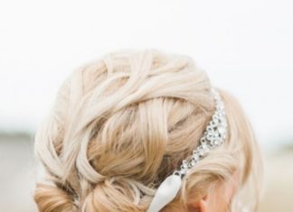 Wedding Hair With Flowers & jewels : Wedding hairstyle idea; Featured Photographer: Sara Norrehed…