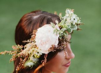 Wedding Hair With Flowers & jewels : Wedding hairstyle idea; Featured Photographer: Studio Finch…