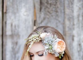 Wedding Hair With Flowers & jewels : 15 ideas for Fresh Flower Wedding Hair | Bridal Musings Wedding Blog…