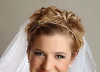 Wedding Hair With Flowers & jewels : 20 Chic Wedding Hair Updos For Elegant Brides