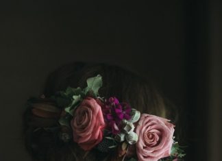 Wedding Hair With Flowers & jewels : ALICE + TIM // #flowers #floral #hairpiece #headpiece #fresh #roses #pretty #rus…