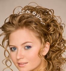 Wedding Hair With Flowers & jewels : bridal hairstyle…