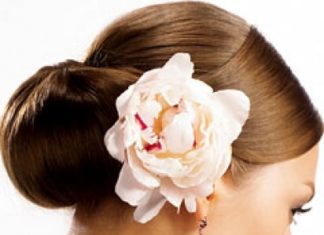 Wedding Hair With Flowers & jewels : Bridal hairstyles- Elegant hair bun…