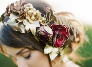 Wedding Hair With Flowers & jewels : Gallery & Inspiration | Picture – 1690649
