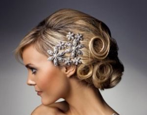 Wedding Hair With Flowers & jewels : gorgeous…