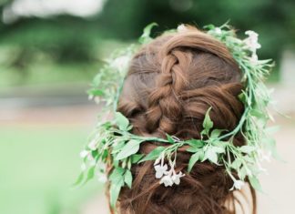 Wedding Hair With Flowers & jewels : Greenery Bridal Crown…