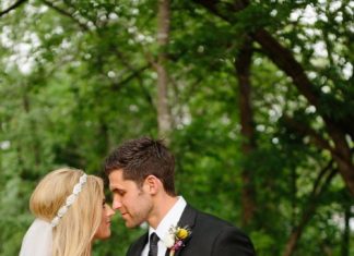 Wedding Hair With Flowers & jewels : headband + veil (but would want more curls)…