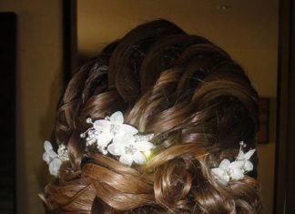 Wedding Hair With Flowers & jewels : My wedding hairstyle…