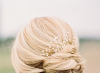 Wedding Hair With Flowers & jewels : Stunning updo: www.stylemepretty… | Photography: Jessica Gold – www.jessicagol…