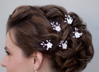 Wedding Hair With Flowers & jewels : These Stunning Wedding Hairstyles Are Pure Perfection – MODwedding…