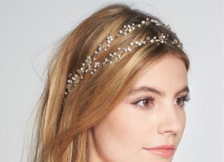 Wedding Hair With Flowers & jewels : This hair jewelry look is perfect for any bride…