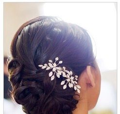 Wedding Hair With Flowers & jewels : wedding ideas / Wedding hair updo…