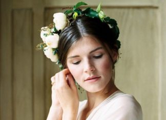 Wedding Hair With Flowers & jewels : Romantic bride | Wedding & Party Ideas | 100 Layer Cake…