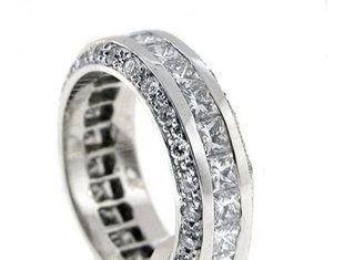Diamond Rings : ….