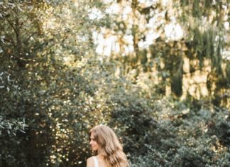 Beautiful Brand Wedding Dresses : Aline bow wedding dress: Photography : Ashley Caroline Photography Read More on …