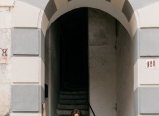 Beautiful Brand Wedding Dresses : Stunning Tara Lauren wedding dress: www.stylemepretty……