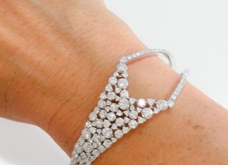 Best Diamond Bracelets : Ipsilo Bracelet Need I say more? available @saksjewelrynyc @saks90210jewelry @…