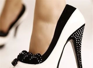 Best Women’s High Heels : white / black polka dot high heel…