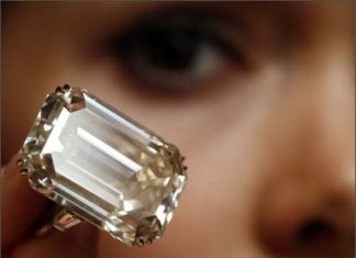 Diamond Rings : At 71.73 carats the Lesotho One is one of the world's most remarkable diamon…